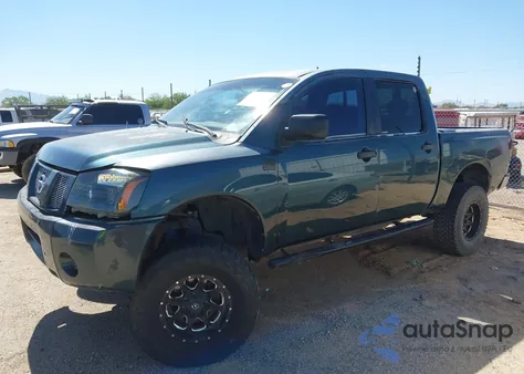 2005 Nissan Titan Xe z USA, uszkodzony, nr VIN 1N6AA07A55N560927
